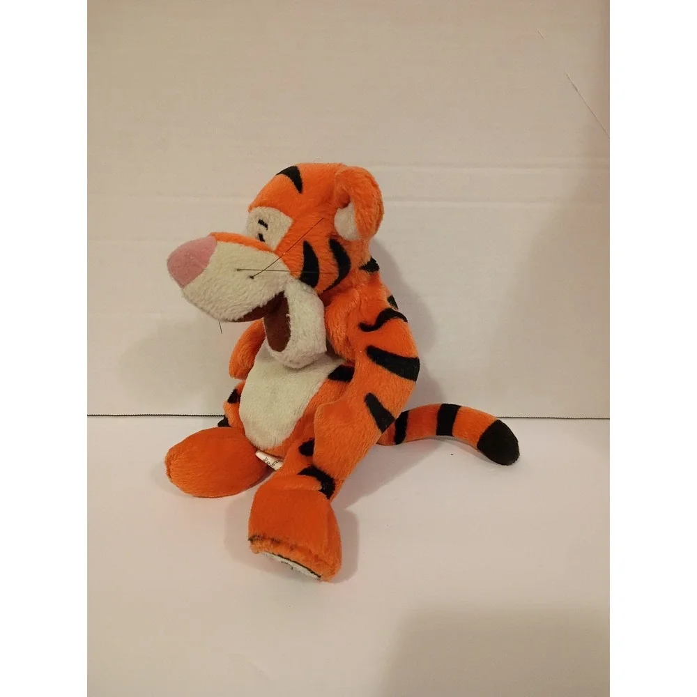 Walt Disney World Tigger Plush Winnie the Pooh Stuffed Animal Orange BlackStripe